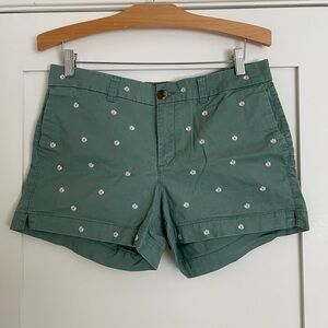 Old Navy Green Embroidered Women's Shorts